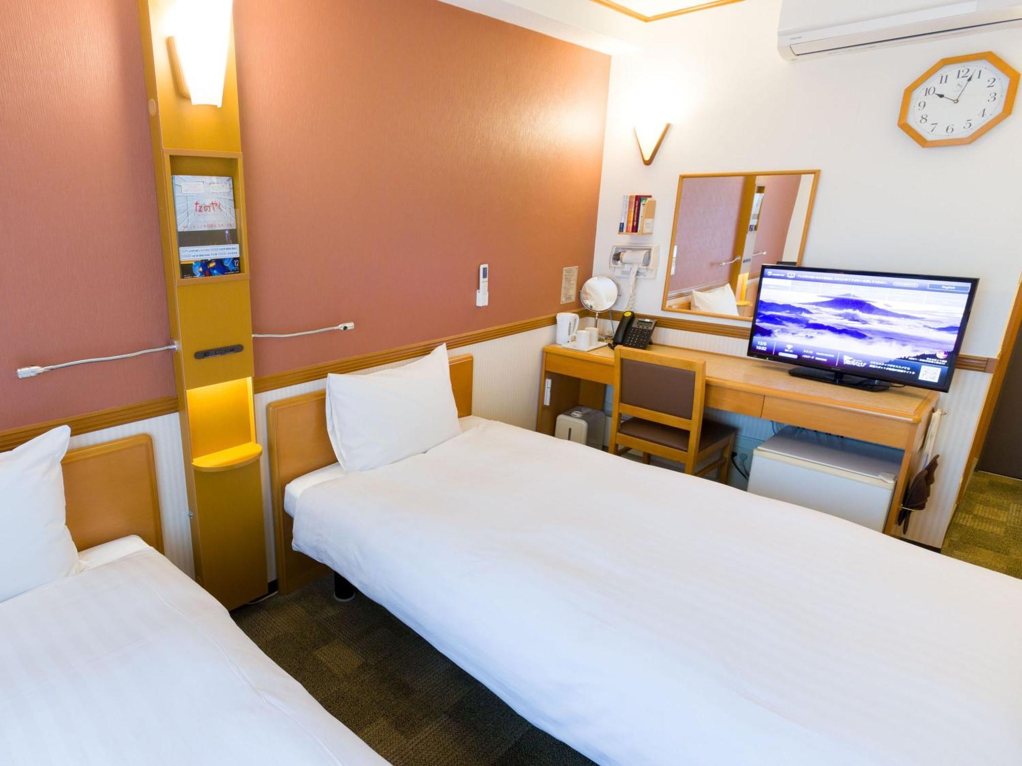 Toyoko Inn Yonago Ekimae Exterior photo