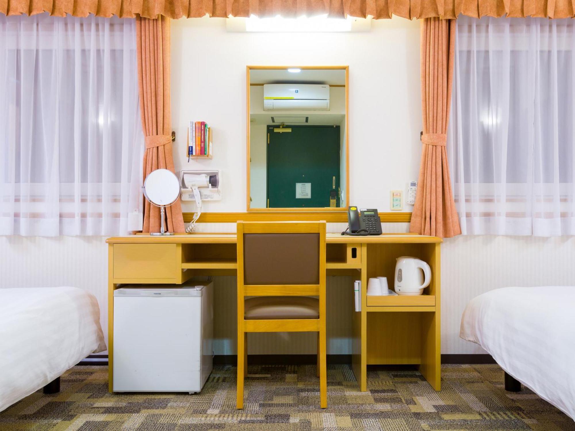 Toyoko Inn Yonago Ekimae Exterior photo