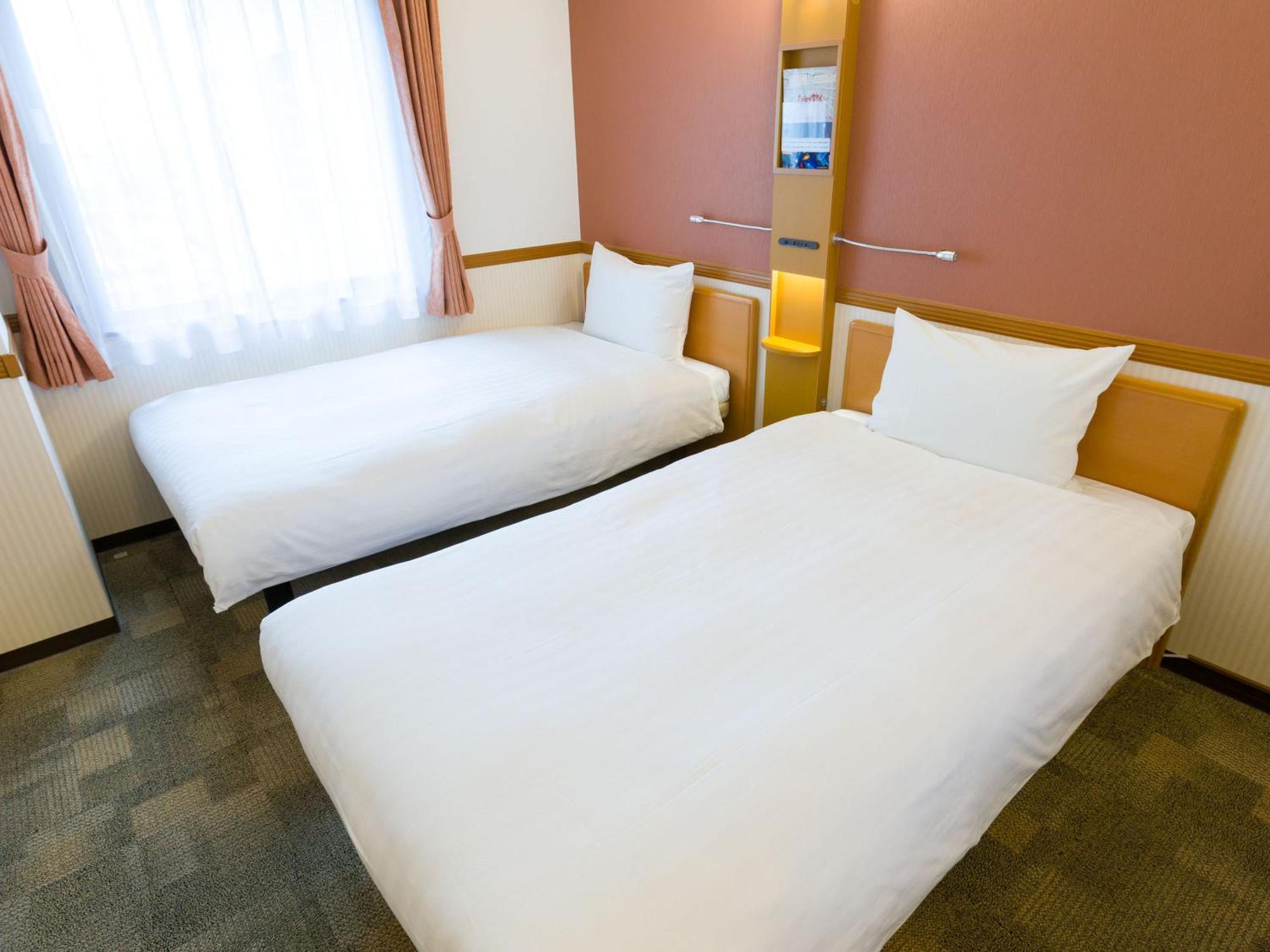 Toyoko Inn Yonago Ekimae Exterior photo